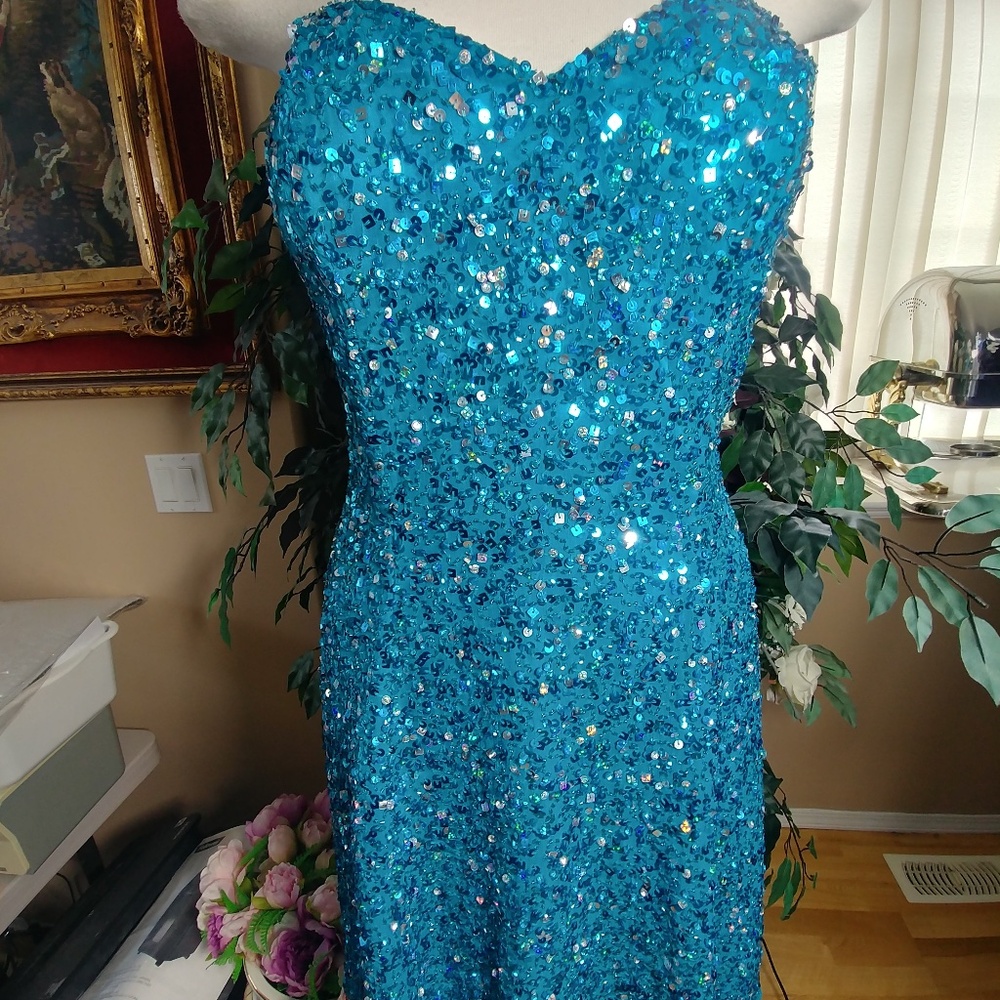 100% Silk Fully Sequined & Beaded  Turquoise Dress Sz 12